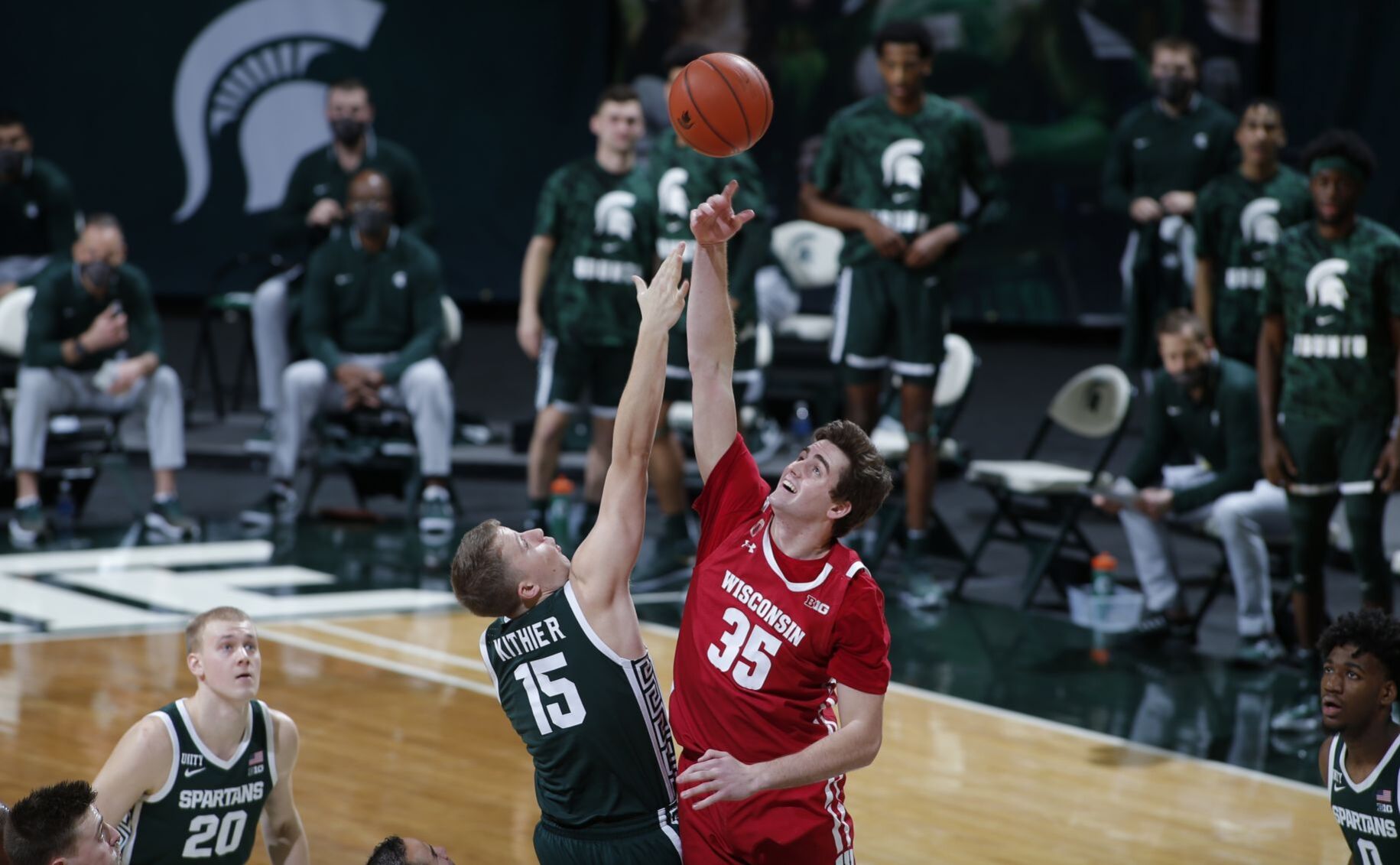 Nate Reuvers - Wisconsin Michigan State